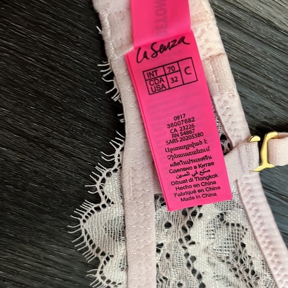 La Senza Beyond Sexy Push Up Bra - Size 32C - Picture 6 of 7